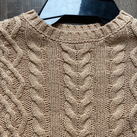 Two piece skirt and sweater - Picture 2 of 5